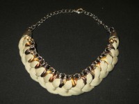 Collar babero trapillo marron